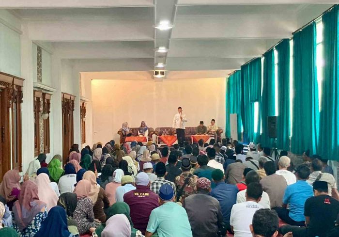 Kepala Desa Ini Minta Maaf, Berkilah hanya Guyon soal Ancam Warga Hentikan Bansos Kepala Desa Ini Minta Maaf, Berkilah hanya Guyon soal Ancam Warga Hentikan Bansos