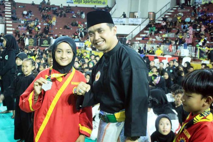 Wali Kota Pasuruan Buka Pencak Silat Madinah Van Java Championship Tahun 2025 di GOR Untung Suropati