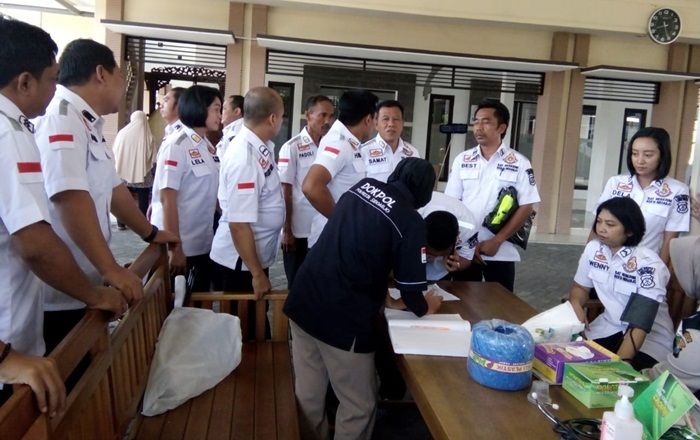 Komitmen Perangi Narkoba, Polresta Sidoarjo Gelar Tes Urine