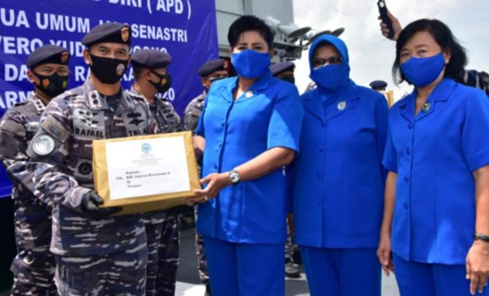 Lindungi Personel KRI dari Covid-19, Ketum Jalasenastri dan KDJA II Serahkan Bantuan APD Lindungi Personel KRI dari Covid-19, Ketum Jalasenastri dan KDJA II Serahkan Bantuan APD