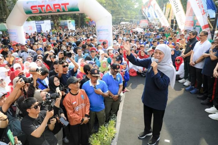 Ribuan Peserta Ikuti Jalan Sehat Bakorwil Malang, Khofifah: Titik Pamungkas Rangkaian Hari Jadi Ribuan Peserta Ikuti Jalan Sehat Bakorwil Malang, Khofifah: Titik Pamungkas Rangkaian Hari Jadi