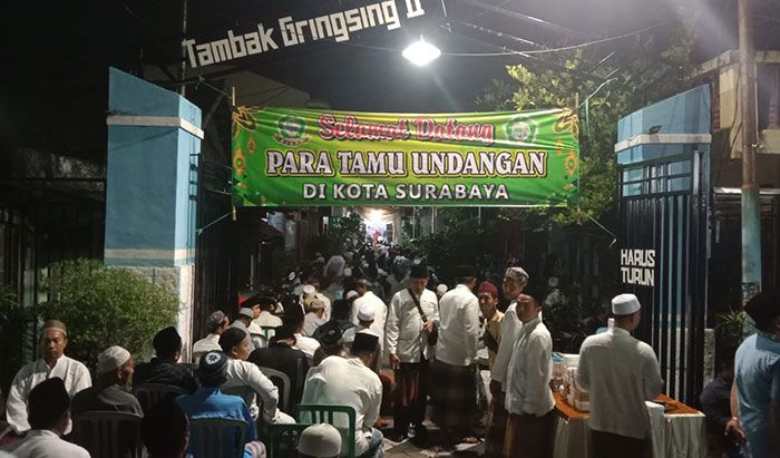 Ribuan Alumni Hadiri Peringatan Haul Masyayikh Ponpes Nurul Cholil Bangkalan Ribuan Alumni Hadiri Peringatan Haul Masyayikh Ponpes Nurul Cholil Bangkalan