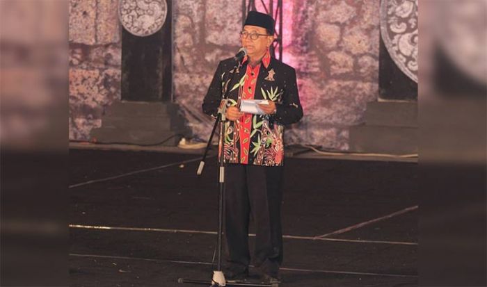 Launching Batik Blitar, Bupati Berharap Pengrajin Batik Asli Blitar Tumbuh Subur Launching Batik Blitar, Bupati Berharap Pengrajin Batik Asli Blitar Tumbuh Subur