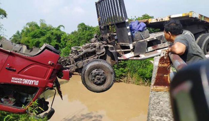 Cerita Sopir Truk Kontainer yang Nyaris Terjun ke Sungai Betek, Ngaku Lihat Puluhan Kucing