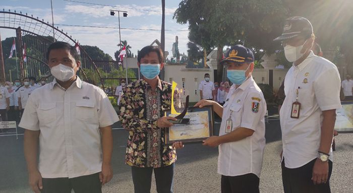 Dukung Pencapaian Pembangunan, SBI Tuban Raih Penghargaan dari Pemkab Dukung Pencapaian Pembangunan, SBI Tuban Raih Penghargaan dari Pemkab