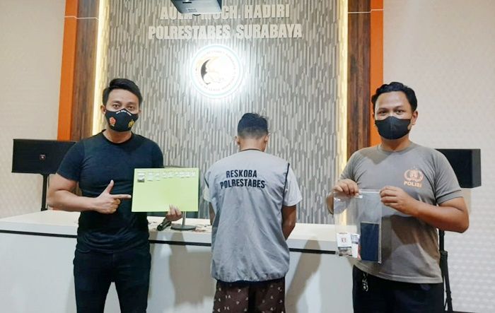 Jual 8 Poket Sabu dan Ganja, Warga Rungkut Surabaya Diciduk Polisi Jual 8 Poket Sabu dan Ganja, Warga Rungkut Surabaya Diciduk Polisi