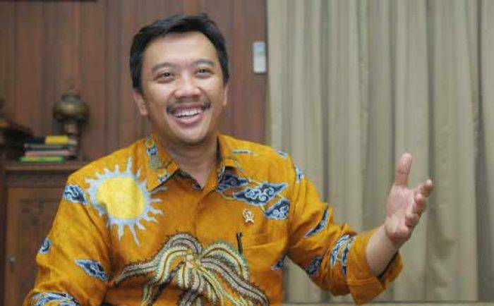 Menpora Kian Bulat Gelar KLB PSSI Menpora Kian Bulat Gelar KLB PSSI