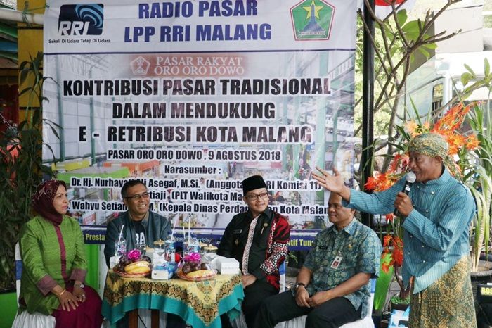 Disdag Kota Malang Terapkan e-Retribusi di Pasar Tradisional Disdag Kota Malang Terapkan e-Retribusi di Pasar Tradisional