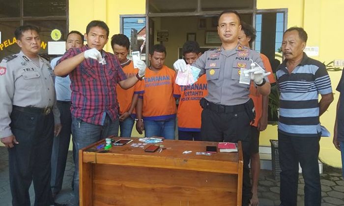 4 Warga Krian Ditangkap Polisi, Terlibat Jaringan Pengedar Narkoba 4 Warga Krian Ditangkap Polisi, Terlibat Jaringan Pengedar Narkoba