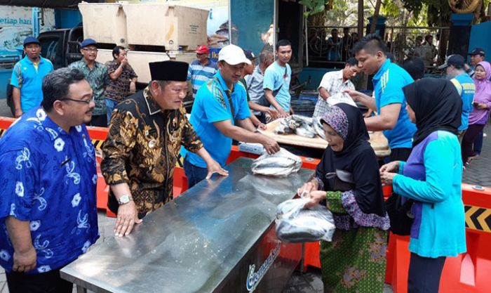 Sambut Maulid Nabi, Dinas Perikanan Sidoarjo Siapkan Bandeng Murah 5,4 Ton Sambut Maulid Nabi, Dinas Perikanan Sidoarjo Siapkan Bandeng Murah 5,4 Ton