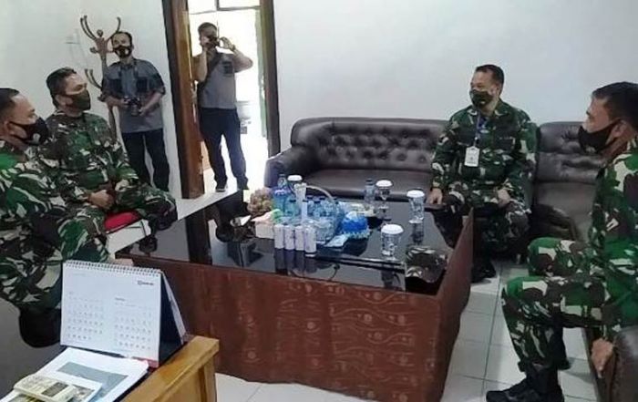 Kepala Staf Kodam V-Brawijaya Pantau Tinjau Kampung Tuna Grahita di Ponorogo Kepala Staf Kodam V-Brawijaya Pantau Tinjau Kampung Tuna Grahita di Ponorogo
