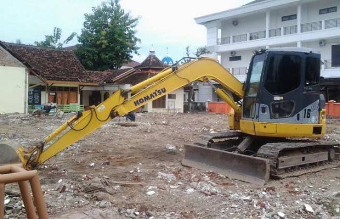 Rata dengan Tanah, Dua Gedung Sentra Pelayanan Publik, Tender Belum Berjalan
