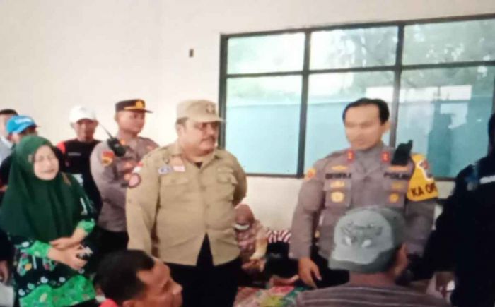 Dinsos P3A dan Polres Sumenep Kunjungi Penumpang di Pelabuhan Kalianget