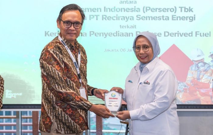 Gandeng Resinergi, SIG Tingkatkan Penggunaan Bahan Bakar Alternatif dari Sampah Perkotaan Gandeng Resinergi, SIG Tingkatkan Penggunaan Bahan Bakar Alternatif dari Sampah Perkotaan