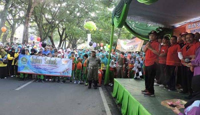 Peringati Hari Bhakti ke 70, Kemenag Kota Malang Gelar Jalan Sehat