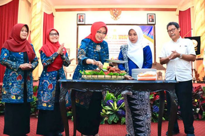 Ini Pesan Fatma saat Peringatan HUT Ikatan Bidan Indonesia ke-72 Ini Pesan Fatma saat Peringatan HUT Ikatan Bidan Indonesia ke-72