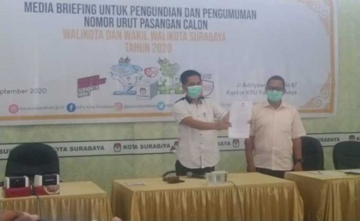 KPU Surabaya Resmi Tetapkan Eri-Armuji dan Mahfud-Mujiaman sebagai Kontestan Pilwali Surabaya 2020 KPU Surabaya Resmi Tetapkan Eri-Armuji dan Mahfud-Mujiaman sebagai Kontestan Pilwali Surabaya 2020