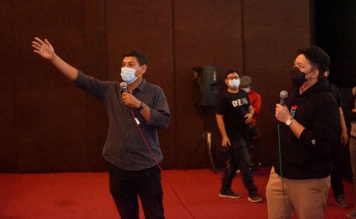 Tonton Film Yowis Ben 3, Wali Kota Kediri Beri Semangat Anak Muda Kota Kediri untuk Sukses Tonton Film Yowis Ben 3, Wali Kota Kediri Beri Semangat Anak Muda Kota Kediri untuk Sukses