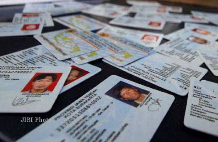 Material e-KTP Habis, Warga Kota Batu Diberi Fotokopi KTP Material e-KTP Habis, Warga Kota Batu Diberi Fotokopi KTP