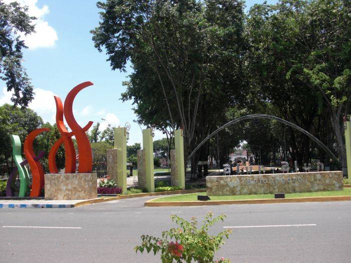 Tanah Alun-alun Bojonegoro Kandung Minyak Mentah