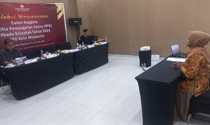 KPU Kota Mojokerto Gelar Seleksi Wawancara Calon PPS untuk Pilkada 2024 KPU Kota Mojokerto Gelar Seleksi Wawancara Calon PPS untuk Pilkada 2024