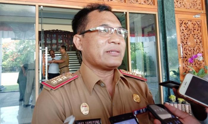 Sanksi Terhadap 3 ASN dan 6 THL yang Terjaring OTT Pasar Blega Berbeda-beda Sanksi Terhadap 3 ASN dan 6 THL yang Terjaring OTT Pasar Blega Berbeda-beda