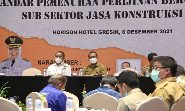 Pemkab Gresik Gelar Sosialisasi Standar Pemenuhan Perizinan Berusaha Subsektor Jasa Konstruksi