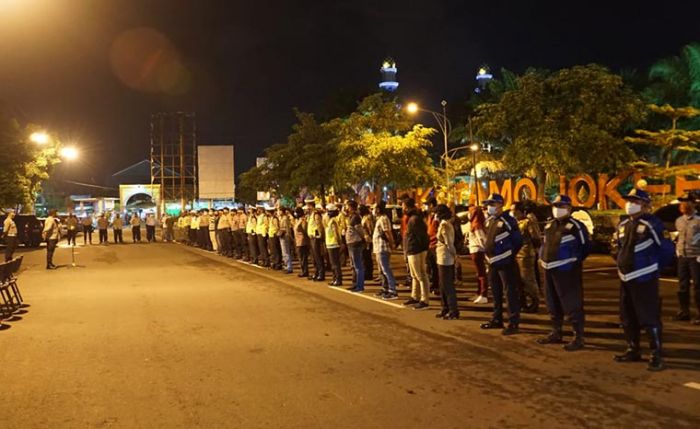 PPKM Berakhir, Kapolres Mojokerto Kota Tetap Gencarkan Operasi Yustisi Protap Kesehatan PPKM Berakhir, Kapolres Mojokerto Kota Tetap Gencarkan Operasi Yustisi Protap Kesehatan