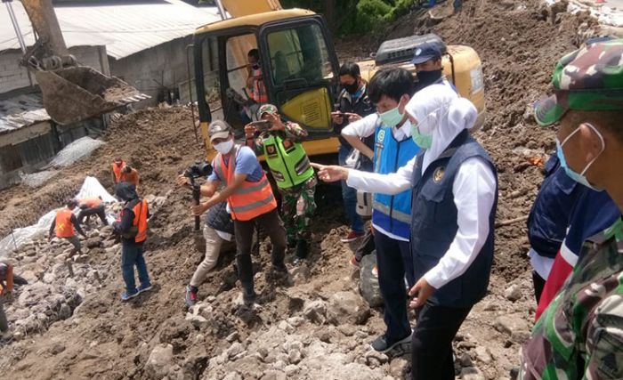 Sempat Longsor, Tol Surabaya-Gempol Km 06+200 Diprediksi Beroperasi Kembali pada 8 Februari Sempat Longsor, Tol Surabaya-Gempol Km 06+200 Diprediksi Beroperasi Kembali pada 8 Februari