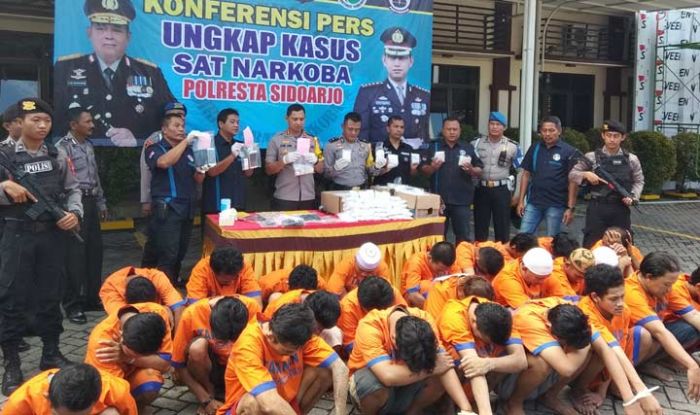 18 Hari, Polresta Sidoarjo Bekuk 26 Tersangka Narkoba