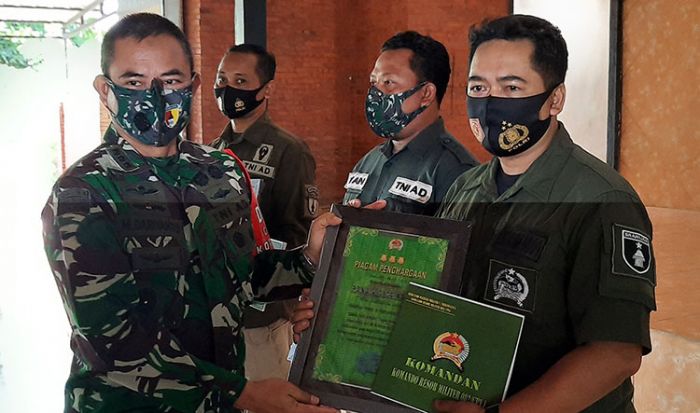 Kodim 0809/Kediri Sabet Juara III Lomba Video Kreatif Imbauan Covid-19 Tingkat Korem 082/CPYJ Kodim 0809/Kediri Sabet Juara III Lomba Video Kreatif Imbauan Covid-19 Tingkat Korem 082/CPYJ