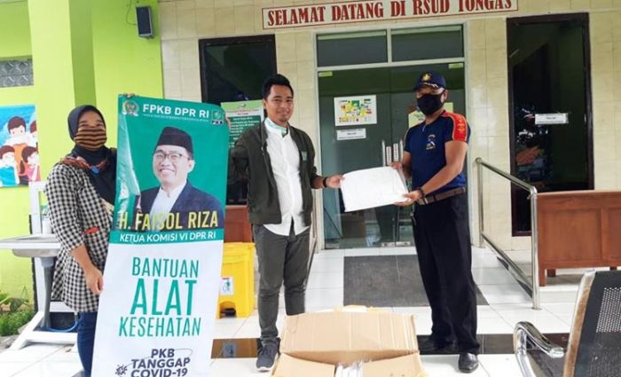 Ketua Komisi VI DPR RI Salurkan APD untuk 2 Rumah Sakit di Probolinggo Ketua Komisi VI DPR RI Salurkan APD untuk 2 Rumah Sakit di Probolinggo