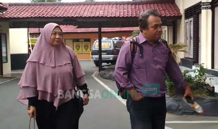 Nasib Pemilik Akun Penghina Jokowi Ditentukan Minggu Ini Nasib Pemilik Akun Penghina Jokowi Ditentukan Minggu Ini