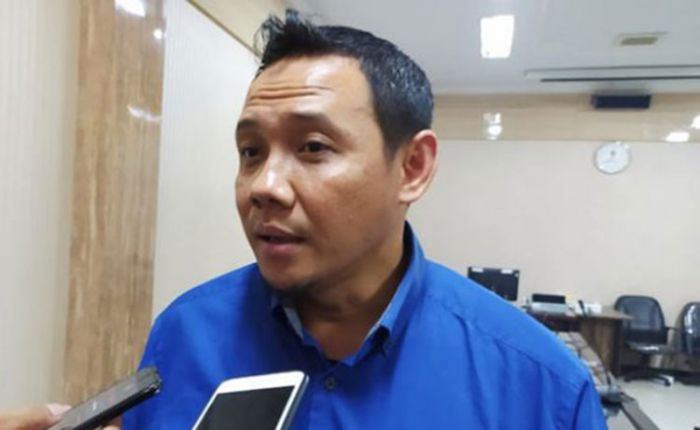 Sidak, Komisi C DPRD Jember Pastikan BPKAD Patuhi Sanksi Gubernur Tak Bayarkan Hak Keuangan Bupati Sidak, Komisi C DPRD Jember Pastikan BPKAD Patuhi Sanksi Gubernur Tak Bayarkan Hak Keuangan Bupati