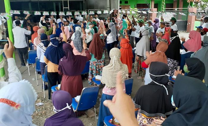 Kampanye Pamungkas, Warga Ingin Ikfina-Gus Barra segera Tempati Pringgitan Pemkab Mojokerto Kampanye Pamungkas, Warga Ingin Ikfina-Gus Barra segera Tempati Pringgitan Pemkab Mojokerto