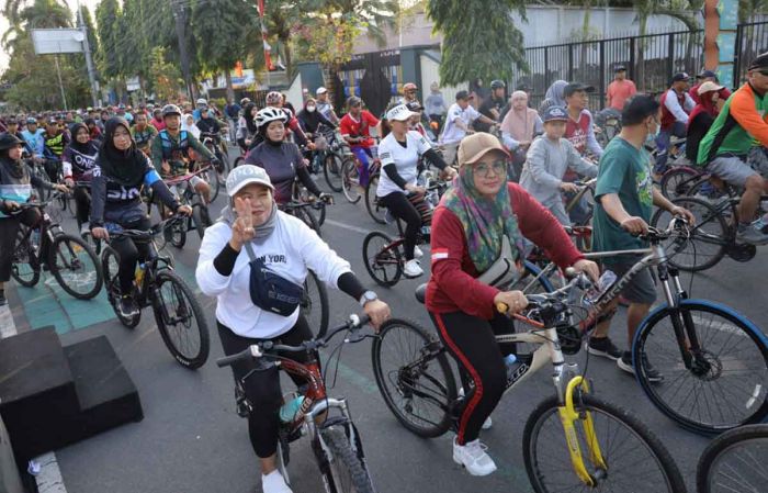 Bahagia Bersama Lewat Olahraga, Pemkot Kediri Gelar Fun Bike Bahagia Bersama Lewat Olahraga, Pemkot Kediri Gelar Fun Bike