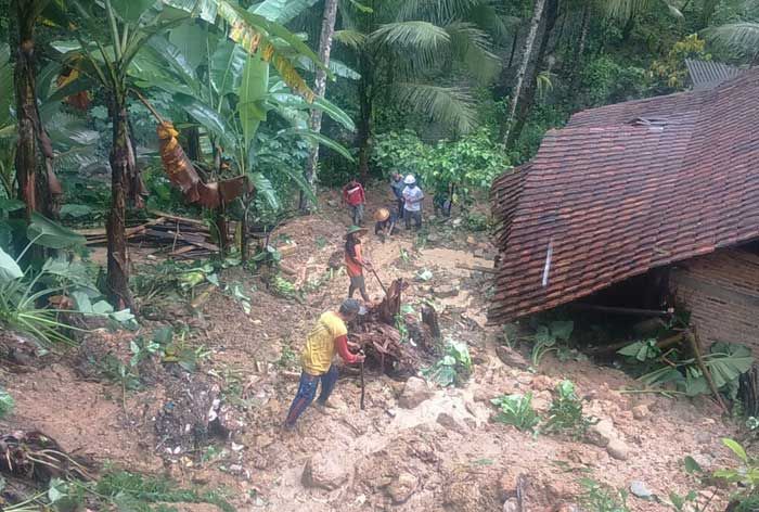 Bencana di Trenggalek Sebabkan 64 Rumah, 3 Tempat Ibadah dan 1 Gedung Sekolah Rusak