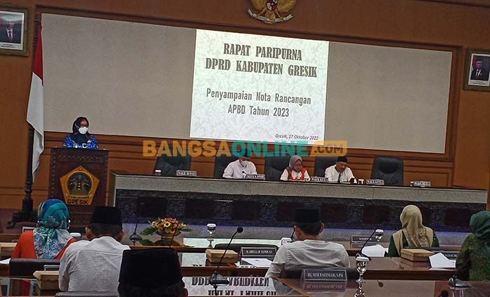 Nota RAPBD Gresik 2023, Pendapatan Rp3,9 Triliun dan Belanja Rp4,1 Triliun Nota RAPBD Gresik 2023, Pendapatan Rp3,9 Triliun dan Belanja Rp4,1 Triliun
