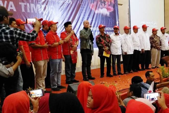 Fahri Hamzah dan Ahmad Dhani Hadiri Deklarasi Garbi Jatim Fahri Hamzah dan Ahmad Dhani Hadiri Deklarasi Garbi Jatim