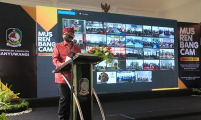 Buka Musrenbangcam, Bupati Anas Minta para Camat Fokus Pemulihan Ekonomi Buka Musrenbangcam, Bupati Anas Minta para Camat Fokus Pemulihan Ekonomi