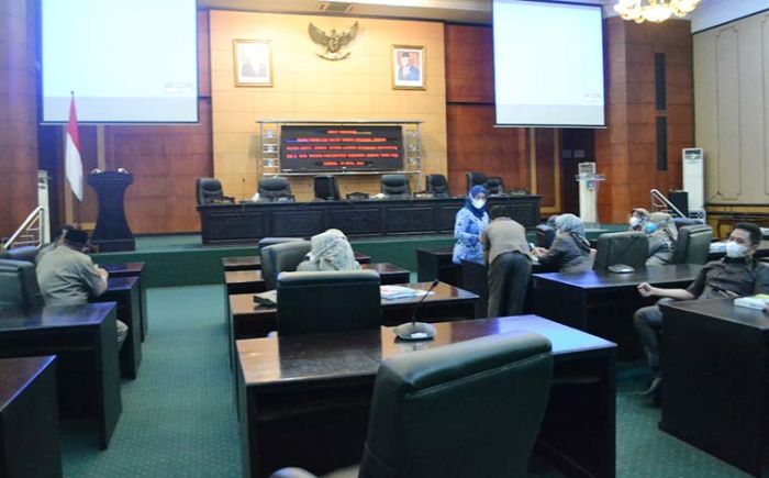 Kecewa Eksekutif Tak Sampaikan LHP BPK, Anggota DPRD Jombang Boikot Paripurna LKPJ