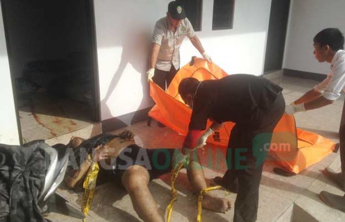 Tiga Hari Tak Keluar Kamar, Warga Tulungagung Ditemukan Membusuk Tiga Hari Tak Keluar Kamar, Warga Tulungagung Ditemukan Membusuk