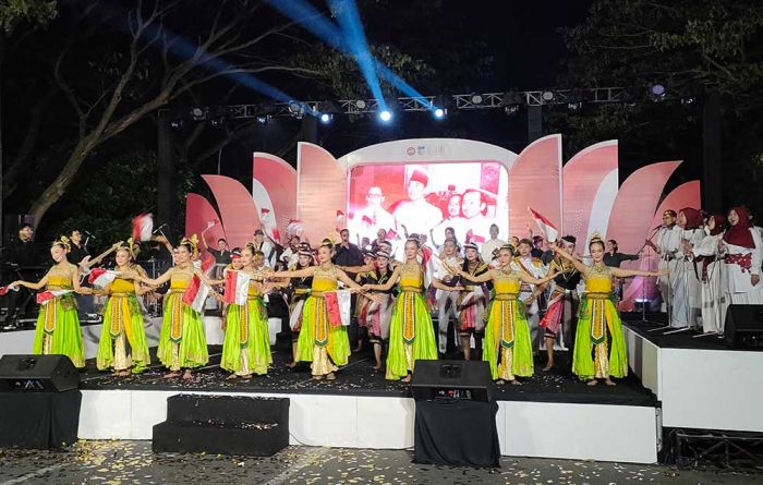 Peringati Bulan Bung Karno, Pemkab Kediri Gelar Parade Seni di Kawasan SLG Peringati Bulan Bung Karno, Pemkab Kediri Gelar Parade Seni di Kawasan SLG