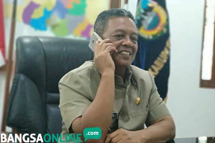 Bupati Pacitan Sampaikan Bela Sungkawa atas Musibah yang Dialami Grup Band Seventeen Bupati Pacitan Sampaikan Bela Sungkawa atas Musibah yang Dialami Grup Band Seventeen