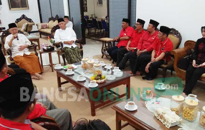 Sowan ke Gus Solah, DPC PDI-P Jombang Diberi Pencerahan Soal Kepala Daerah yang Baik Sowan ke Gus Solah, DPC PDI-P Jombang Diberi Pencerahan Soal Kepala Daerah yang Baik