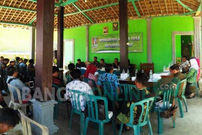 Heboh Ulah Wartawan Bodrek di Kecamatan Soko, Muspika Undang PWI dan RPS Tuban Heboh Ulah Wartawan Bodrek di Kecamatan Soko, Muspika Undang PWI dan RPS Tuban