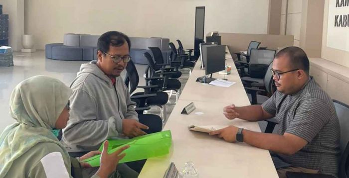 Pelayanan Akhir Pekan Kantah Kabupaten Pasuruan, Sertifikat Bisa Diambil Meski Hari Libur Pelayanan Akhir Pekan Kantah Kabupaten Pasuruan, Sertifikat Bisa Diambil Meski Hari Libur