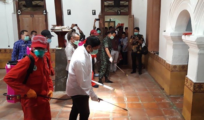 Wali Kota Kediri Terbitkan SE Penutupan Sementara Semua Rumah Ibadah Wali Kota Kediri Terbitkan SE Penutupan Sementara Semua Rumah Ibadah