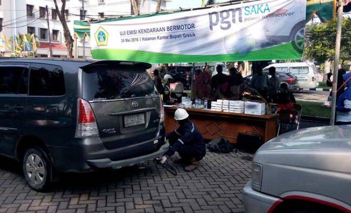Pemkab Gresik Gelar Uji Emisi Mobdin: Tidak Lolos, bakal Diperbaiki Gratis Pemkab Gresik Gelar Uji Emisi Mobdin: Tidak Lolos, bakal Diperbaiki Gratis