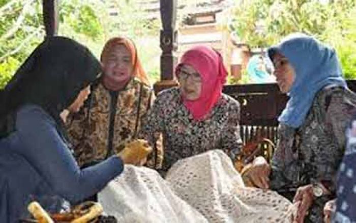 Batik Kota Mojokerto Bagian Warisan dari Zaman Kerajaan Majapahit Batik Kota Mojokerto Bagian Warisan dari Zaman Kerajaan Majapahit